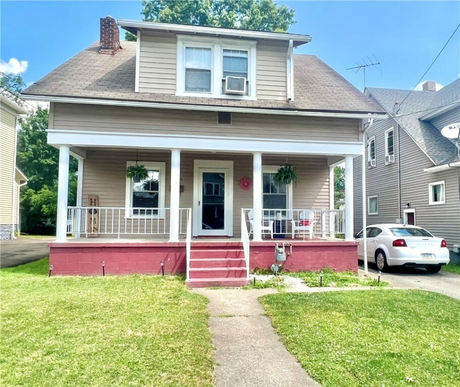 Property Photo:  313 E Meyer Ave  PA 16105 