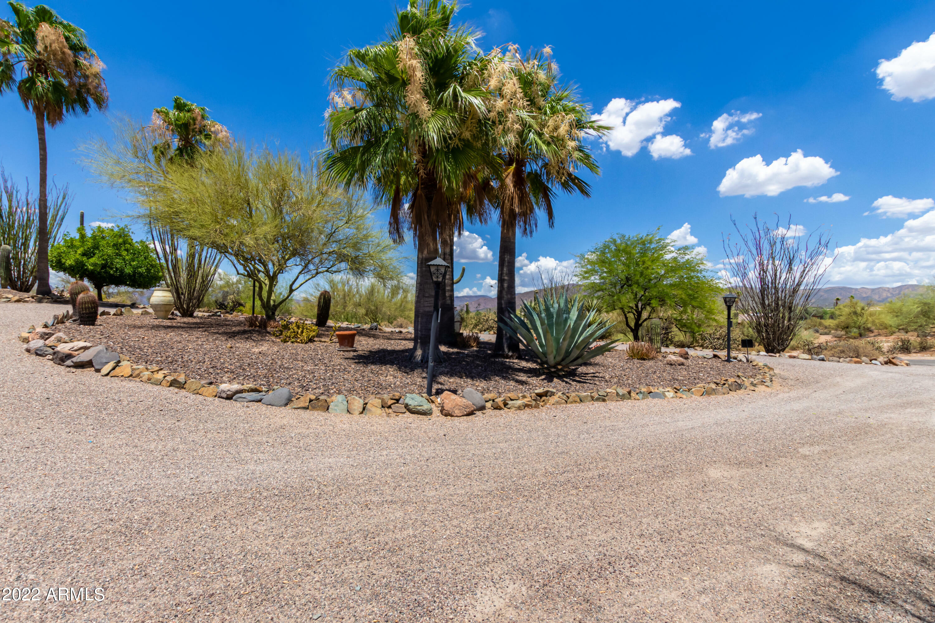 Property Photo: 38030 N Scopa Trail AZ 85377