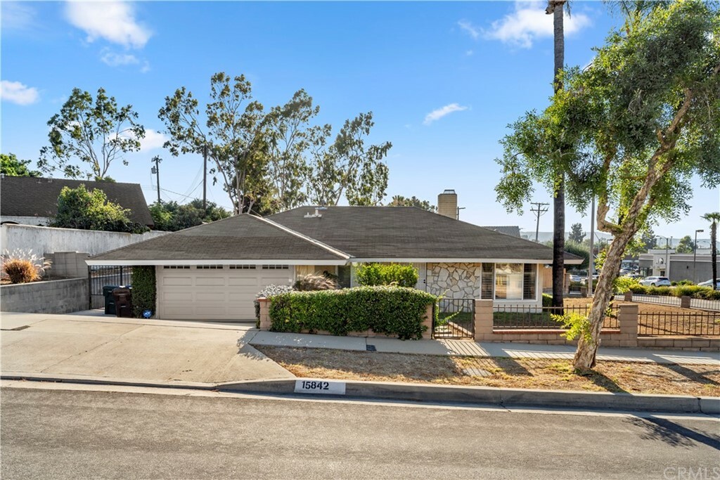Property Photo: 15842 La Floresta Drive CA 91745