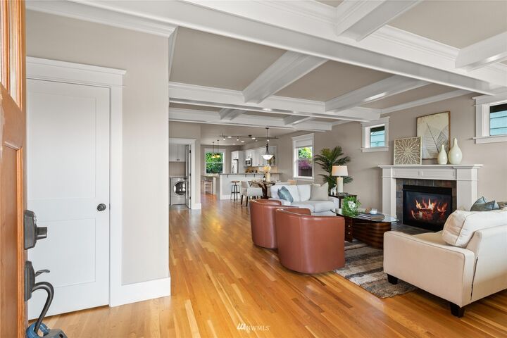 Property Photo:  1001 N Huson Street  WA 98406 