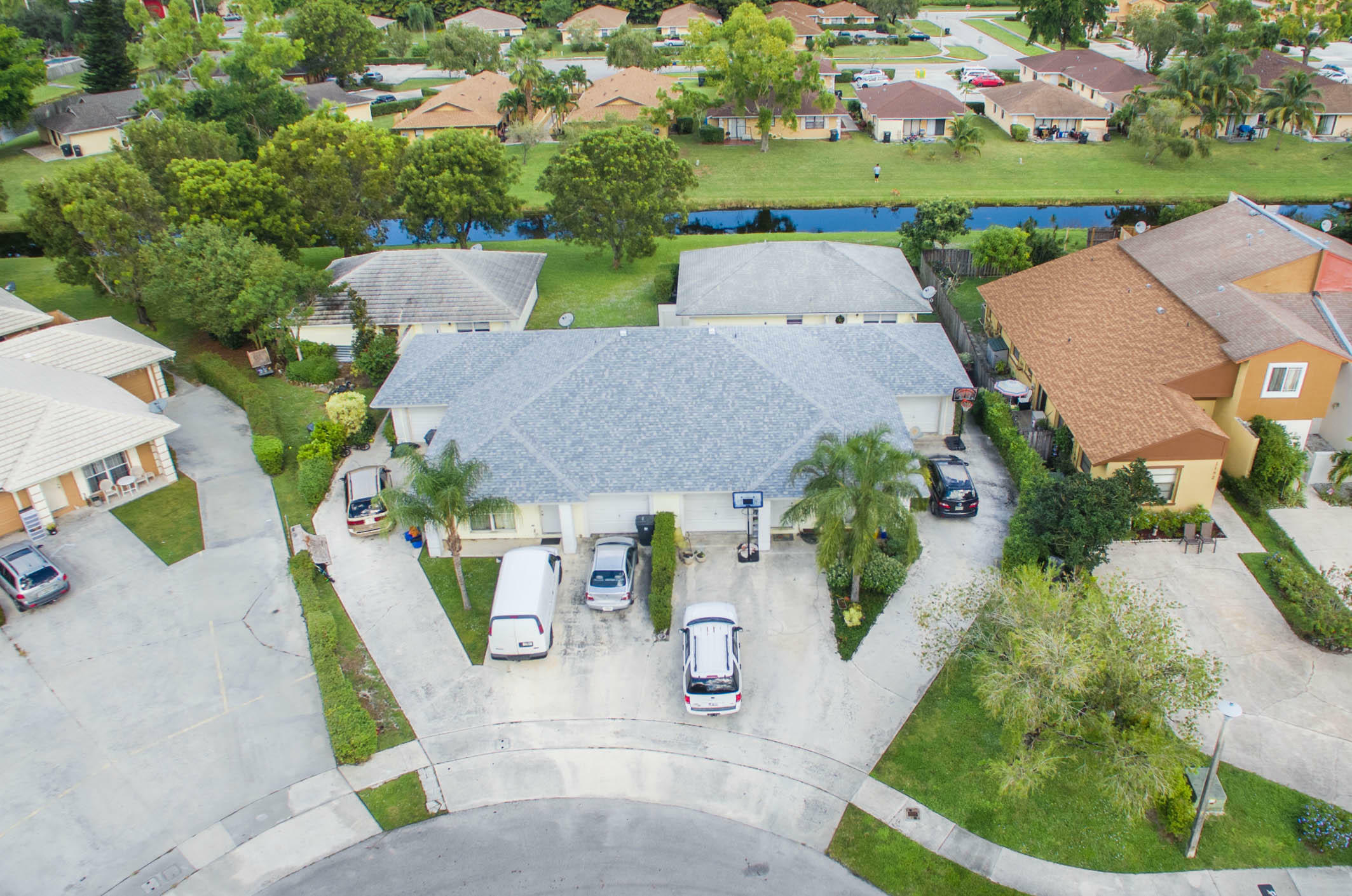 Property Photo: 1172 The Twelfth Fairway FL 33414