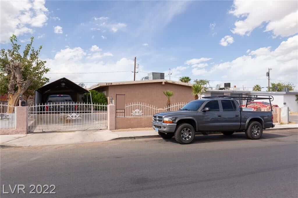 Property Photo:  2508 Perliter Avenue  NV 89030 