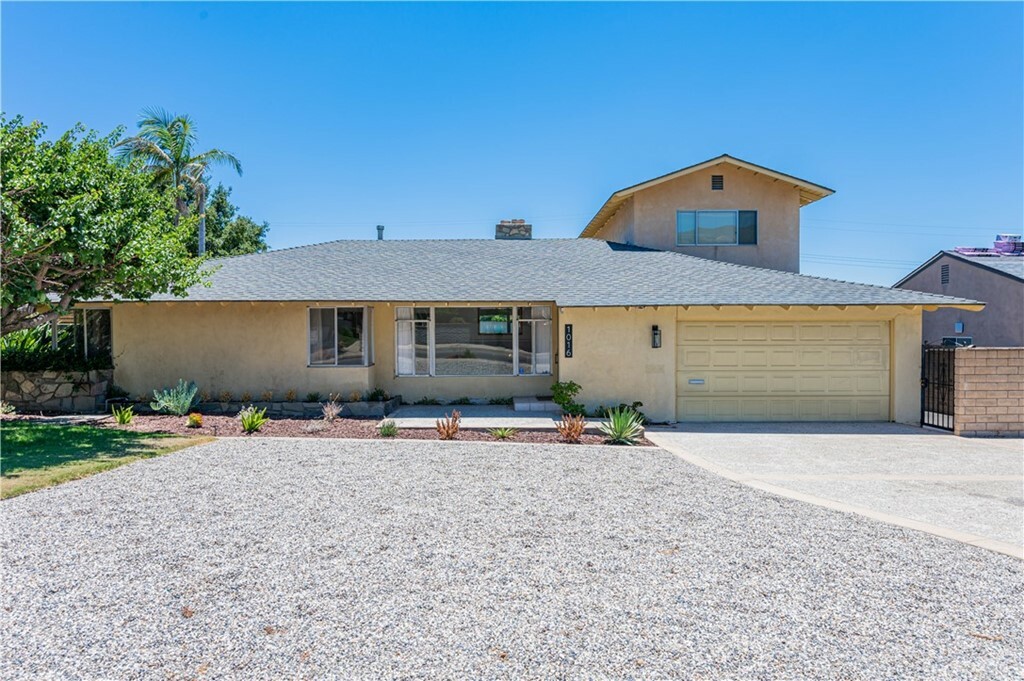Property Photo: 1016 E Leadora Avenue CA 91741