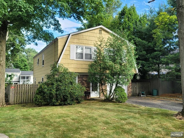 65 1st Street  Closter NJ 07624 photo