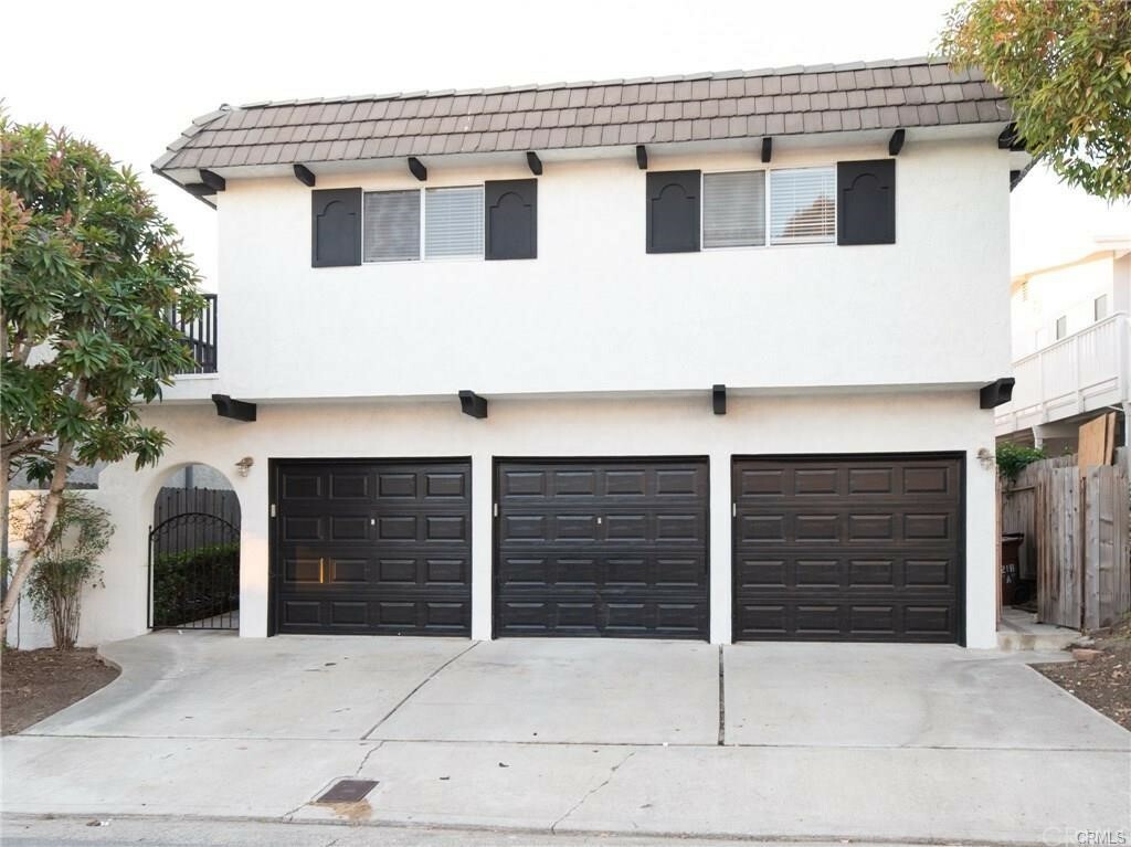 Property Photo:  218 Avenida Lobeiro  CA 92672 