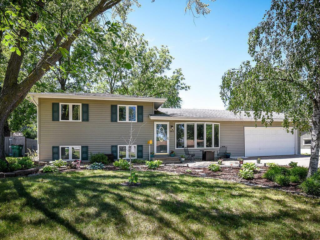 Property Photo:  3813 Independence Avenue N  MN 55427 