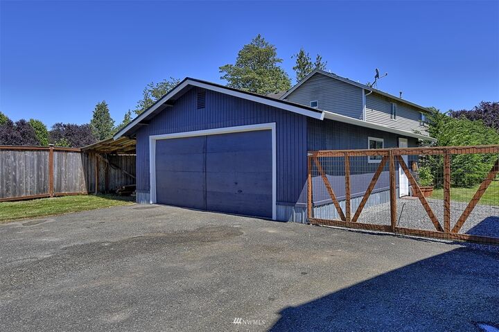 Property Photo:  2209 Cedar Road  WA 98258 