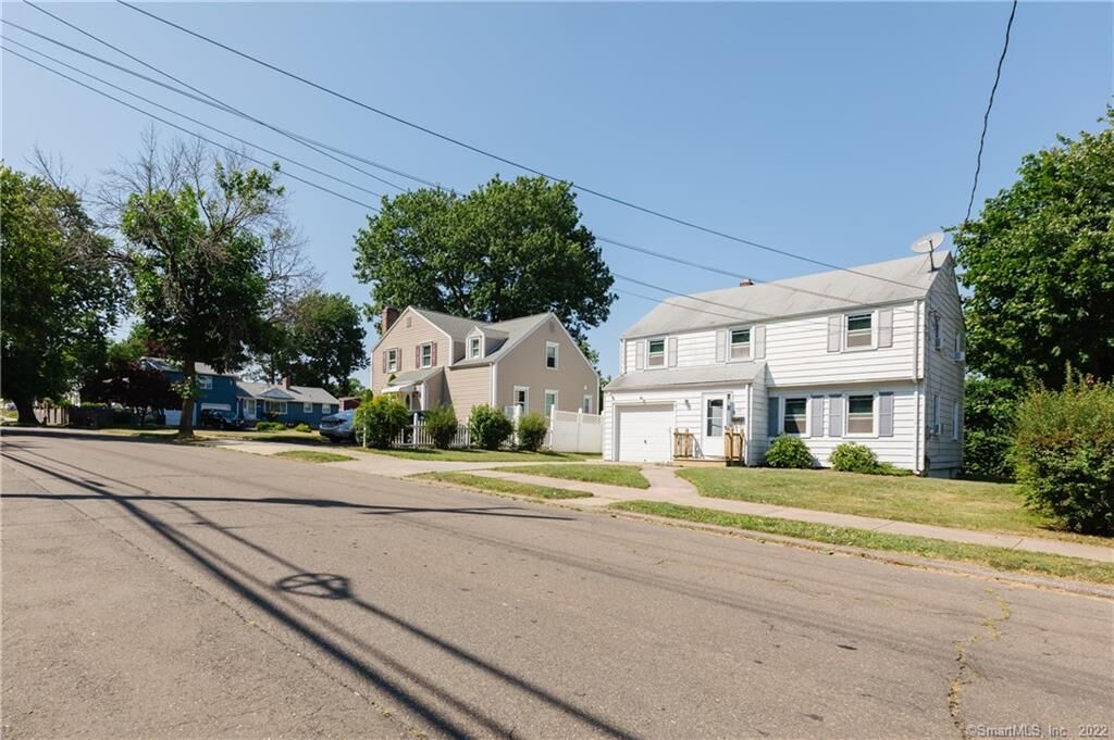 Property Photo:  119 Laurel Street  CT 06516 