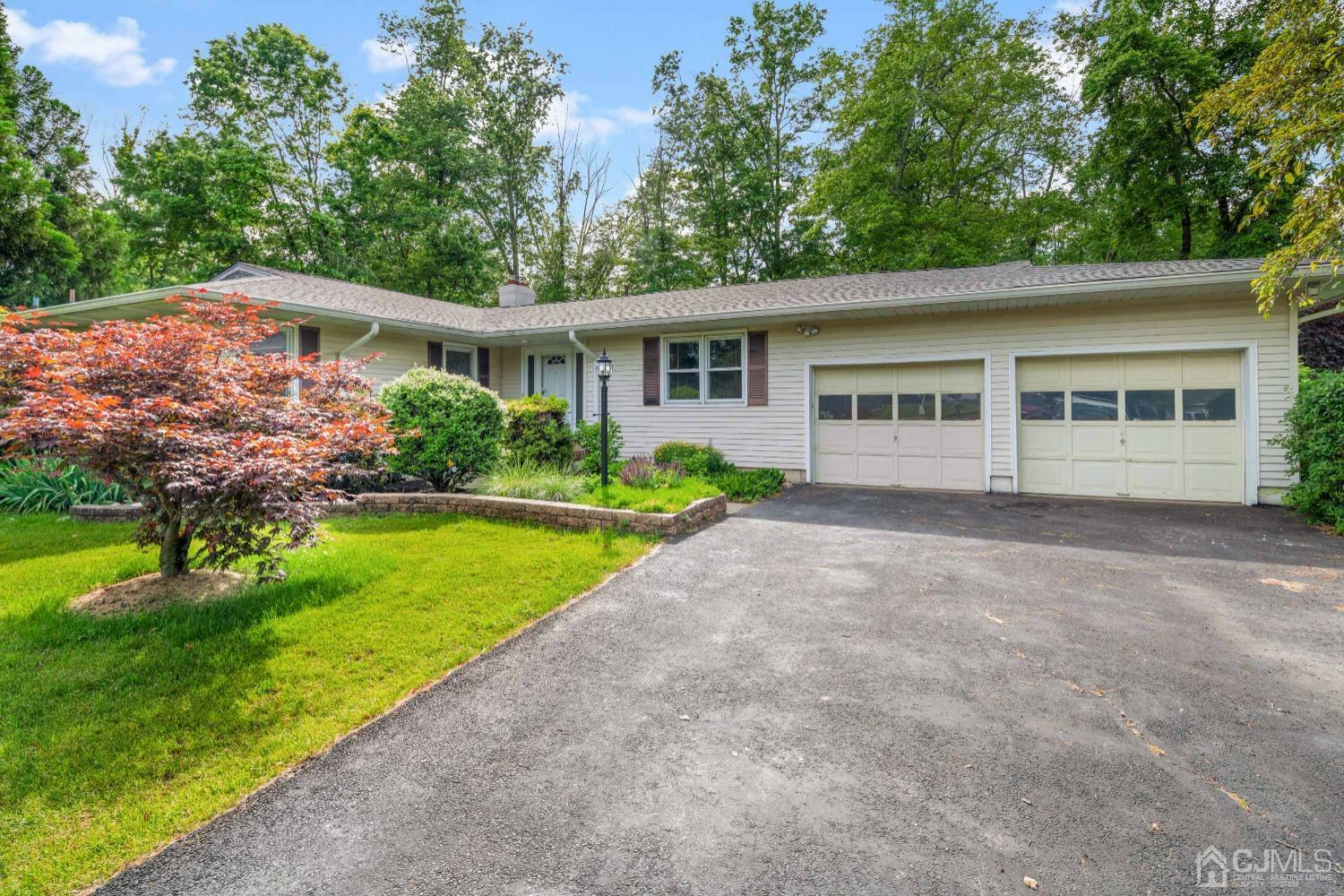Property Photo: 206 Cleveland Lane NJ 08540