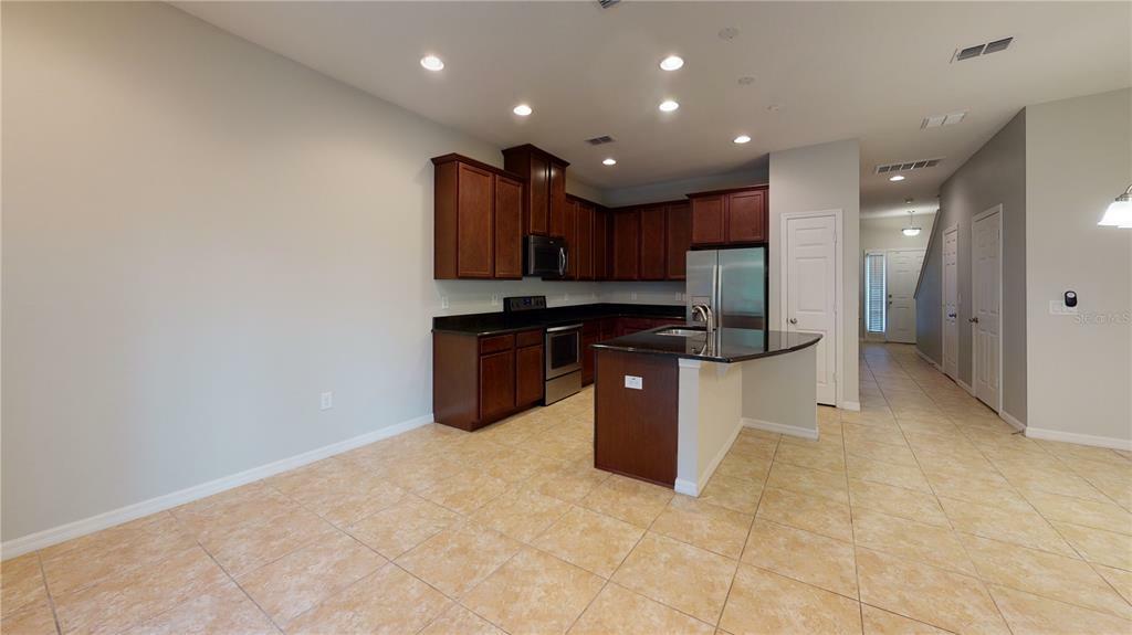 Property Photo: 169 Mitchell Creek Way FL 32765