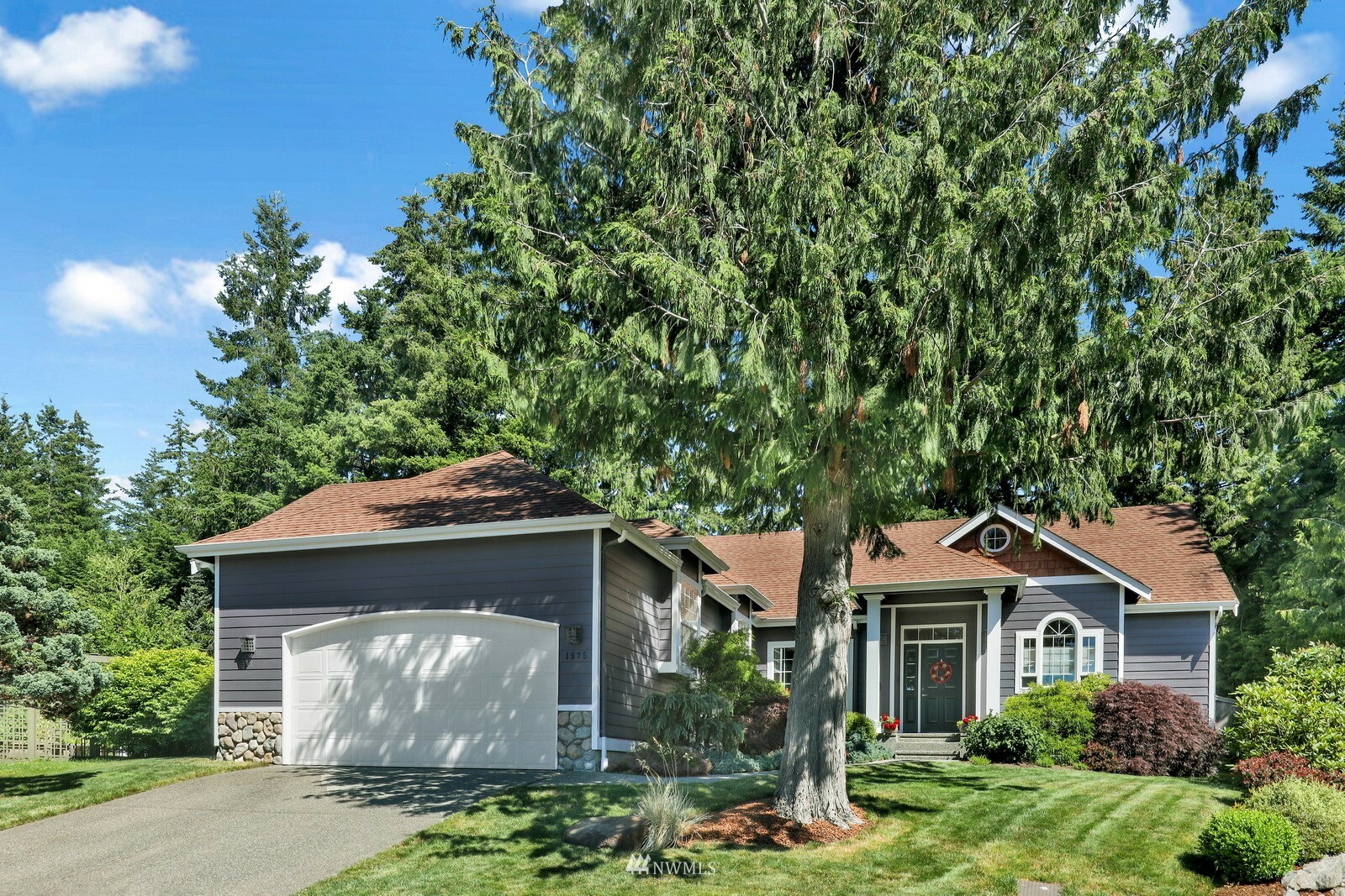 Property Photo:  1975 N Springfield Court  WA 98229 