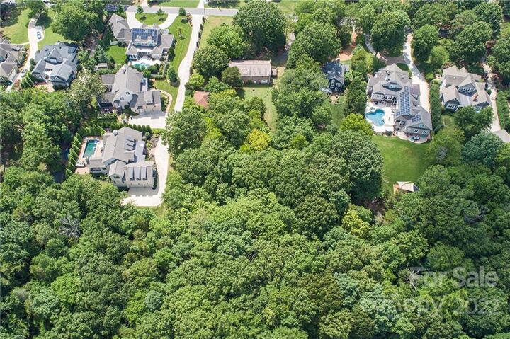 6225 Sharon Acres Road  Charlotte NC 28210 photo