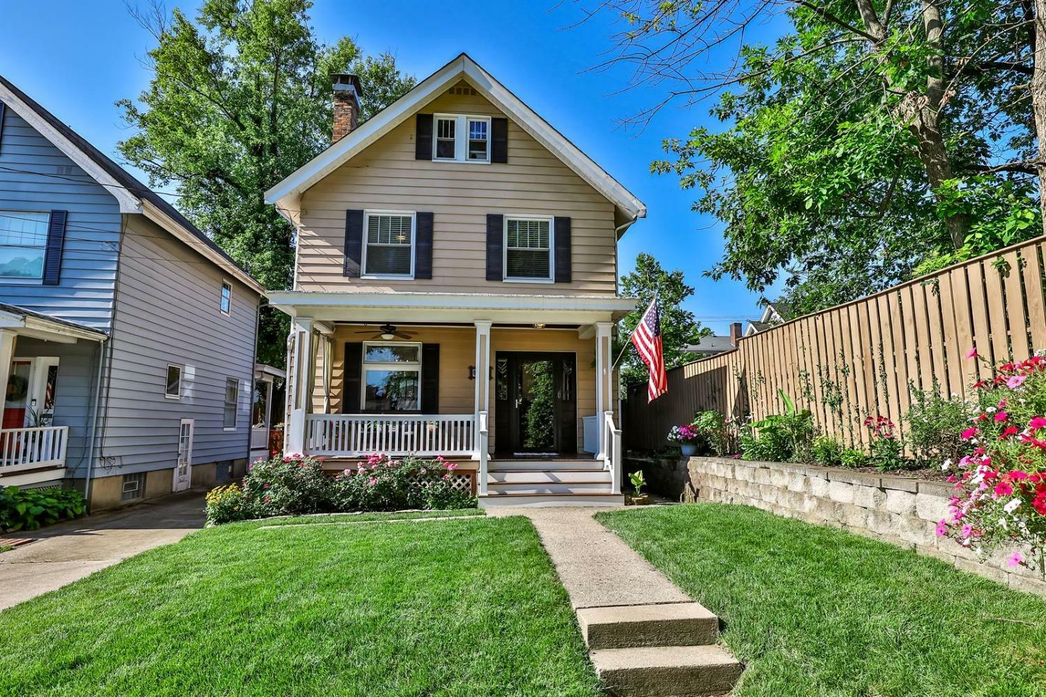 Property Photo: 2821 Andrew Place OH 45209
