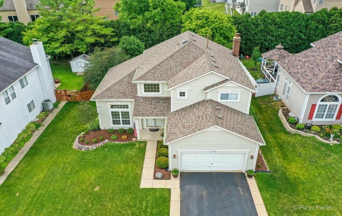 Property Photo:  1169 Prides Run  IL 60156 