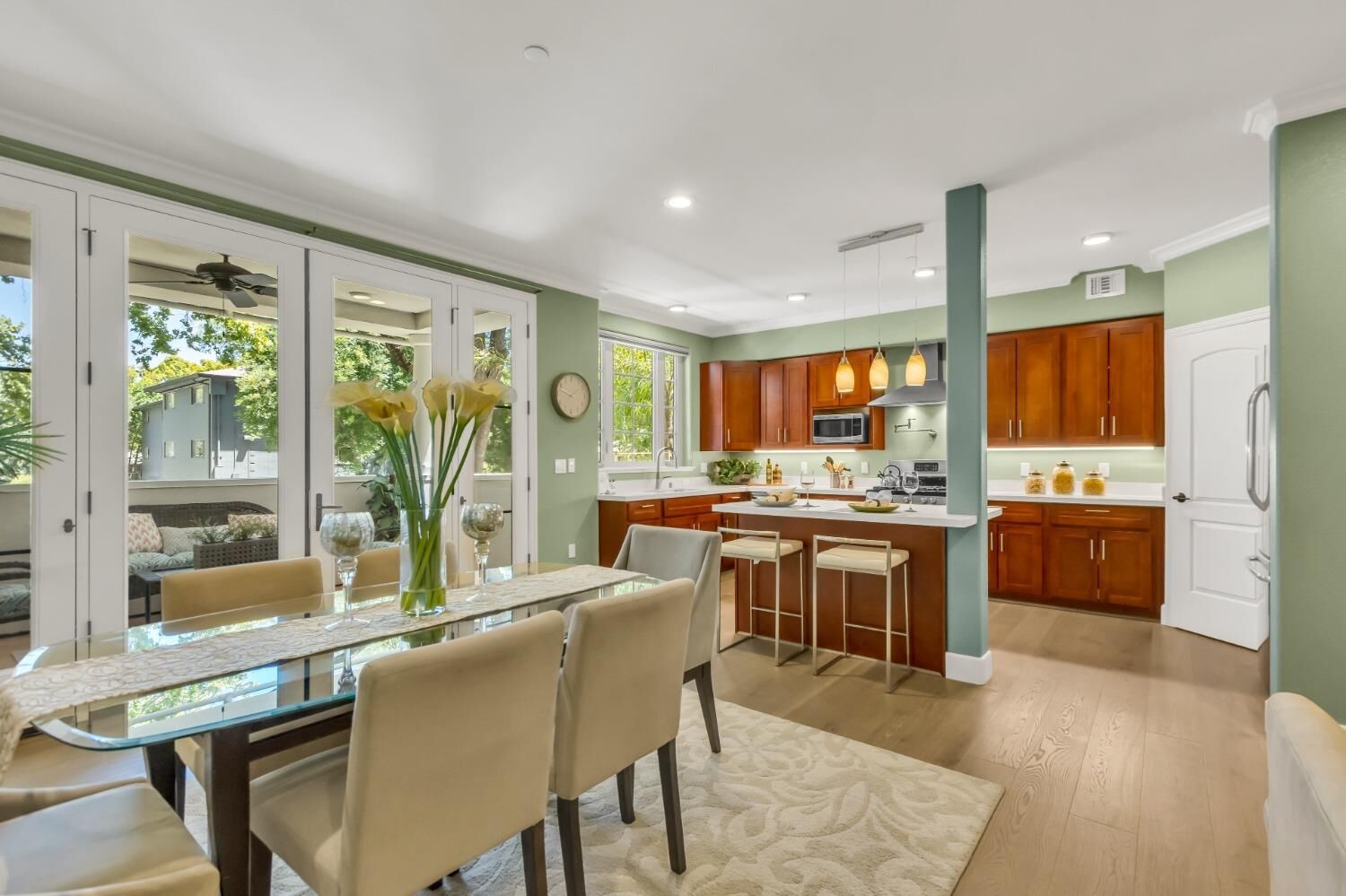 Property Photo:  225 B Street 10  CA 95616 