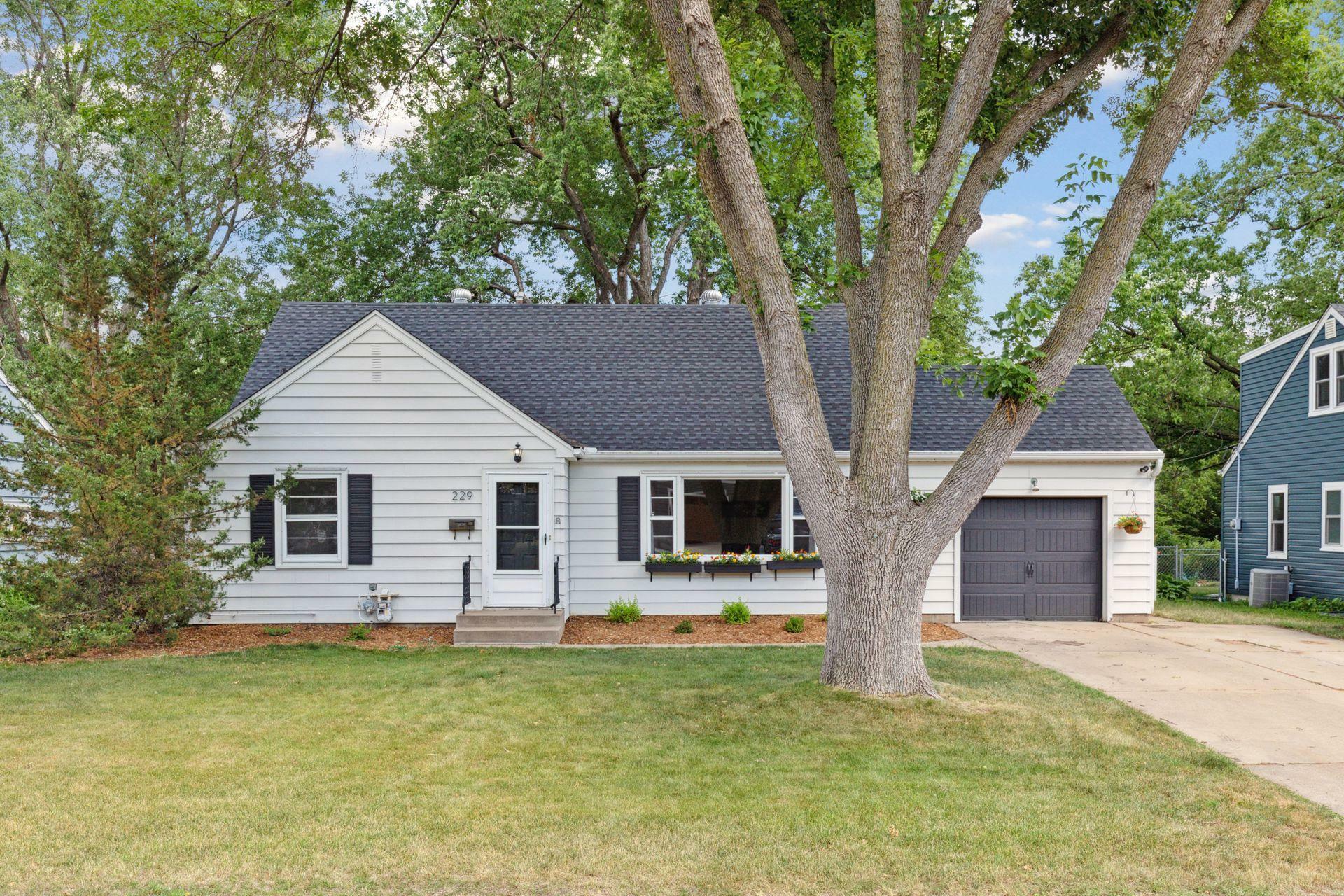 Property Photo:  229 Althea Lane  MN 55343 