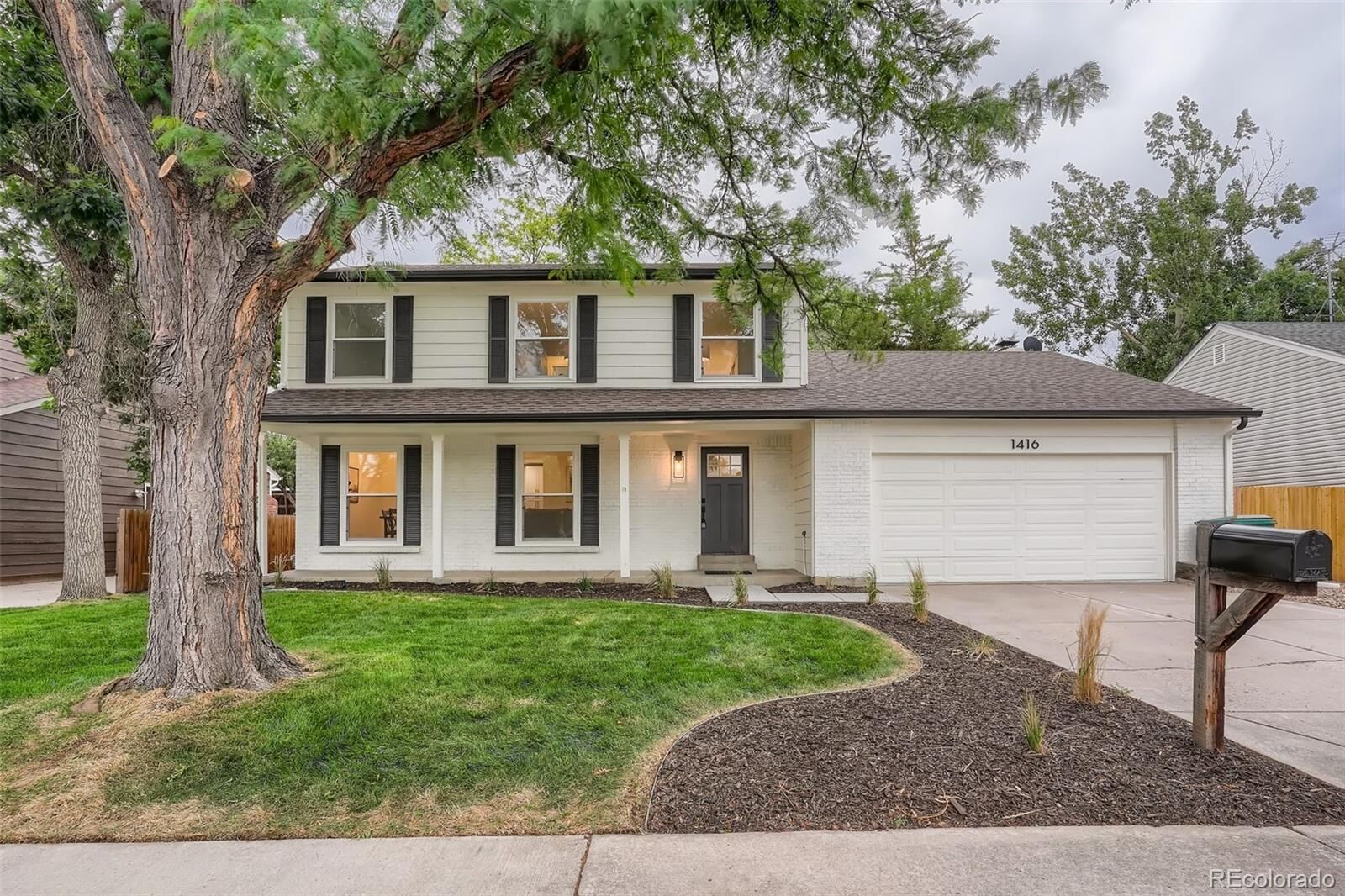 Property Photo:  1416 S Kittredge Street  CO 80017 