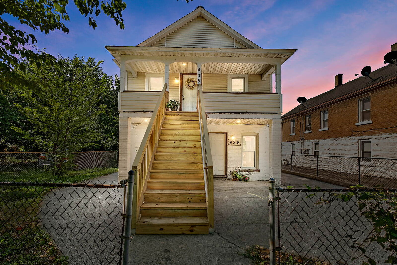 Property Photo:  436/438 Meeker Avenue  IL 60432 