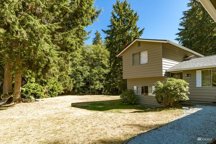 Property Photo: 744 Spitfire Lane WA 98277