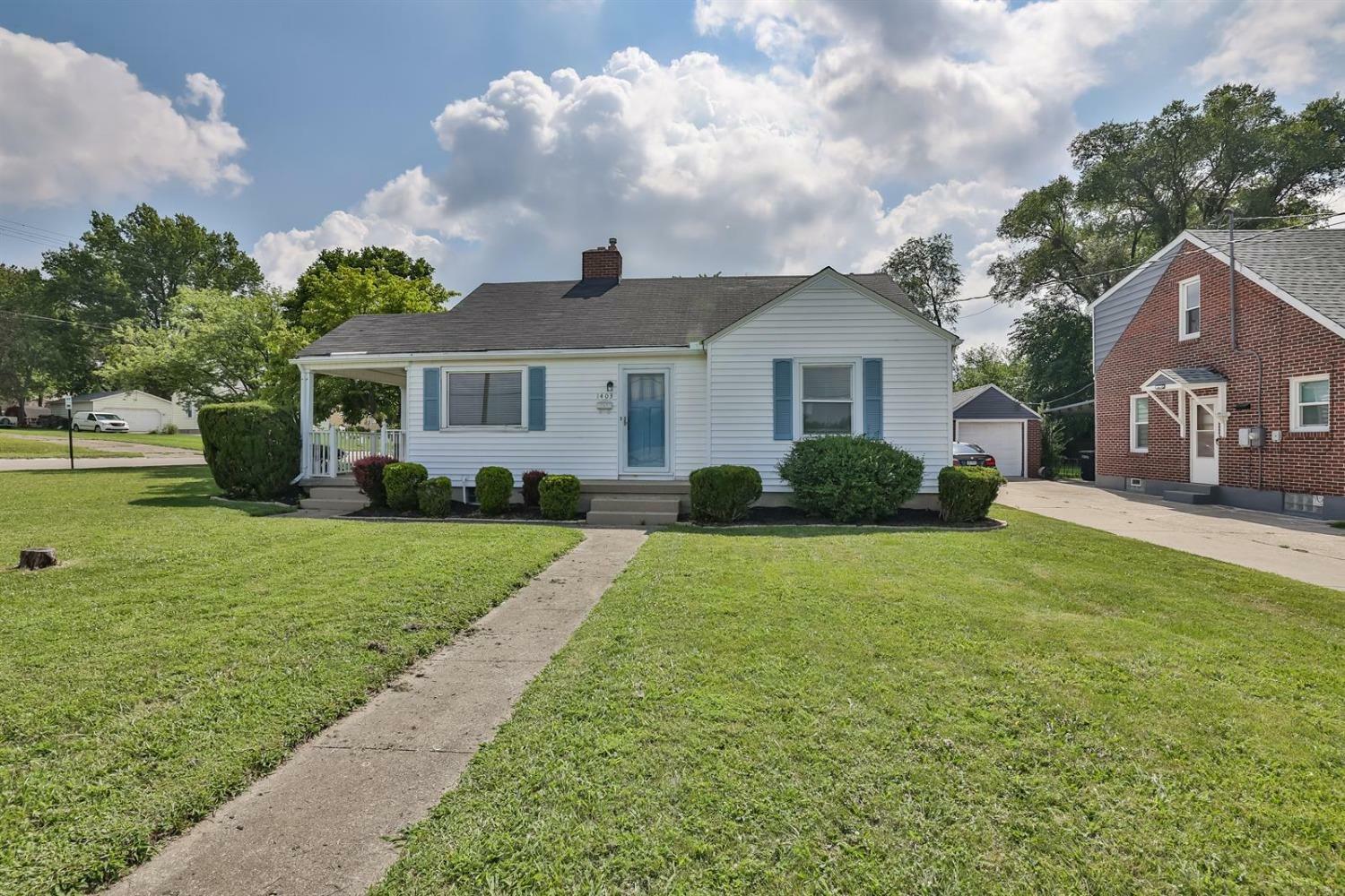 Property Photo:  1403 Highland St  OH 45044 