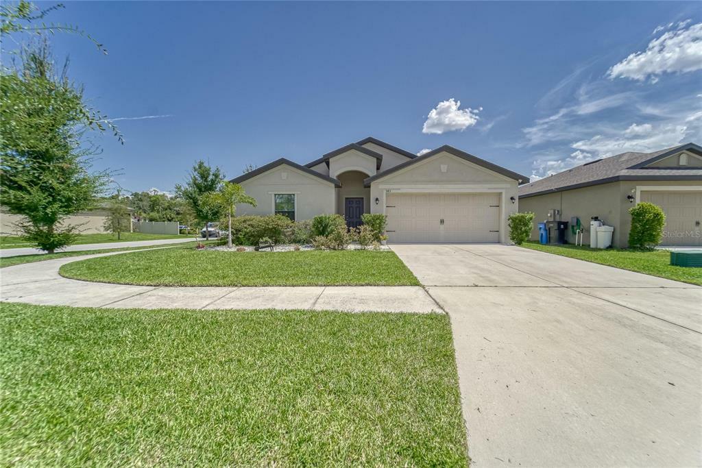 Property Photo:  943 Wynnmere Walk Avenue  FL 33570 