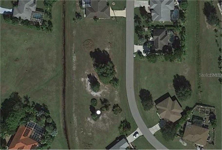 Property Photo: 26345 Trinilas Drive FL 33983