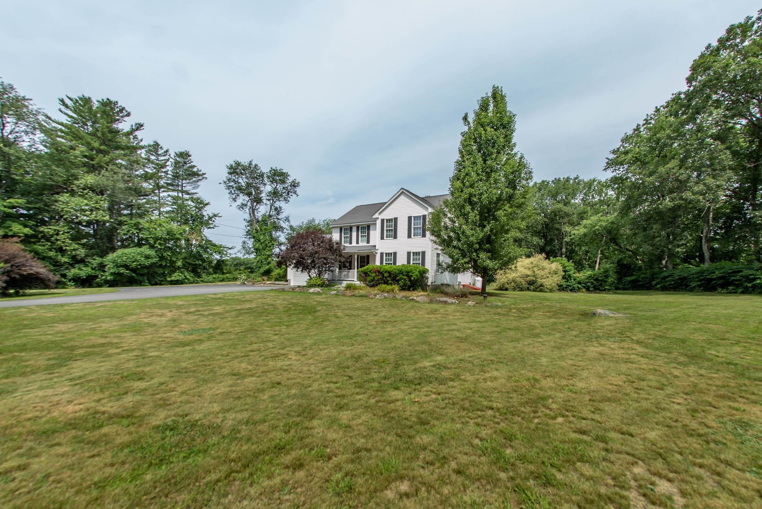 Property Photo: 220 Beard Road NH 03070