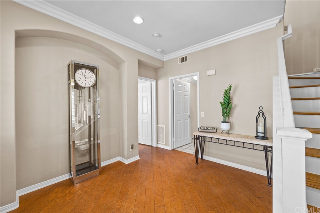 Property Photo: 31 Burlingame CA 92602