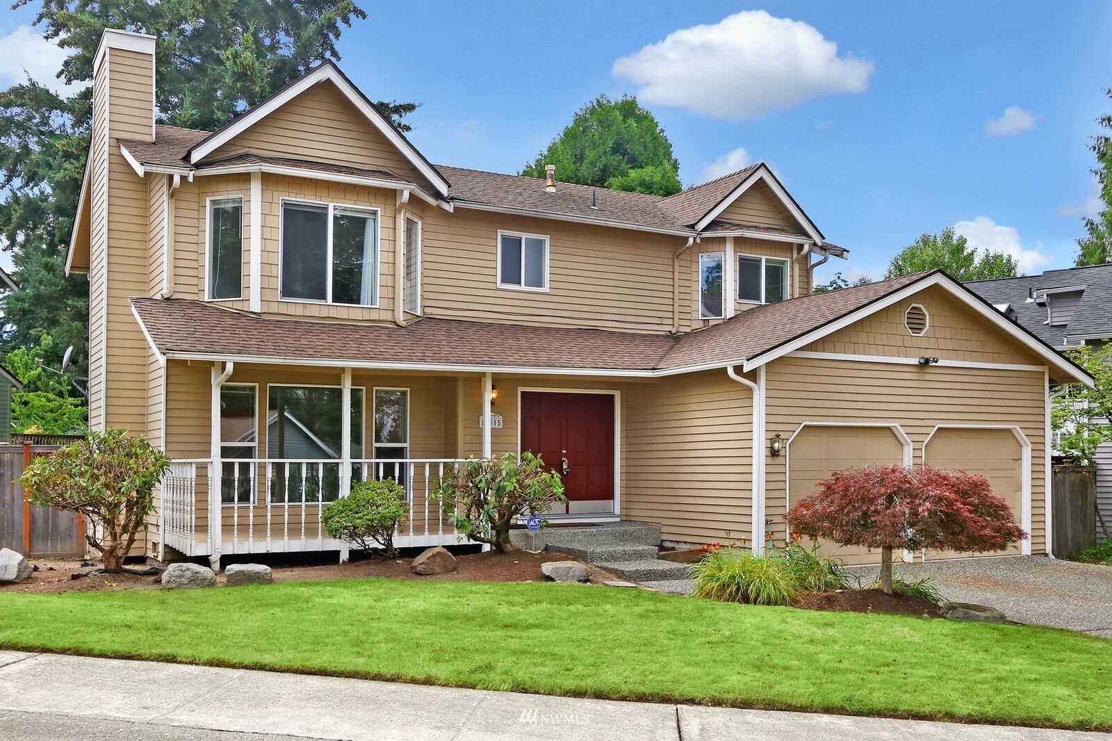 Property Photo:  16815 126th Avenue NE  WA 98072 