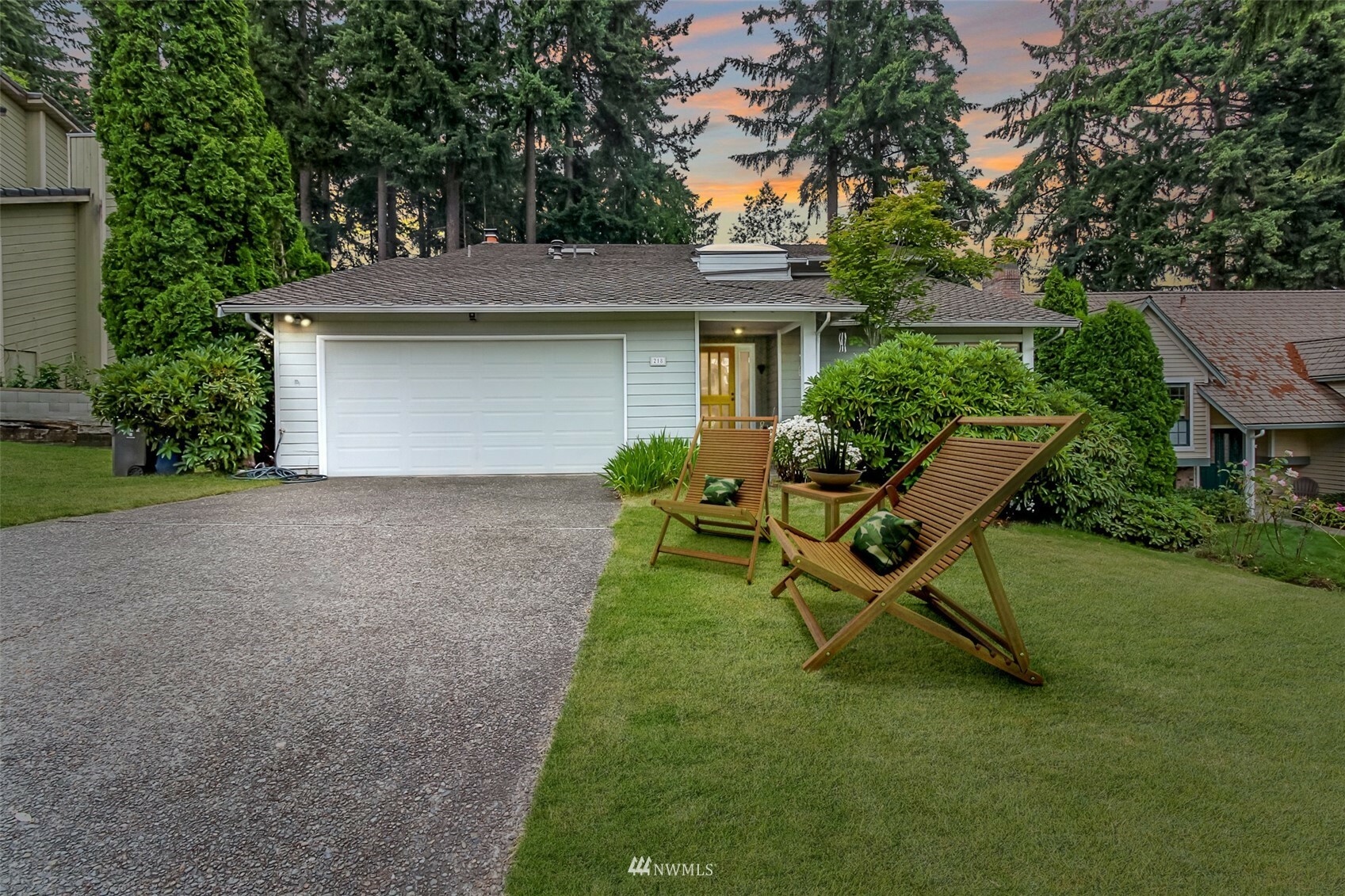 Property Photo:  218 SW 327th Place  WA 98023 