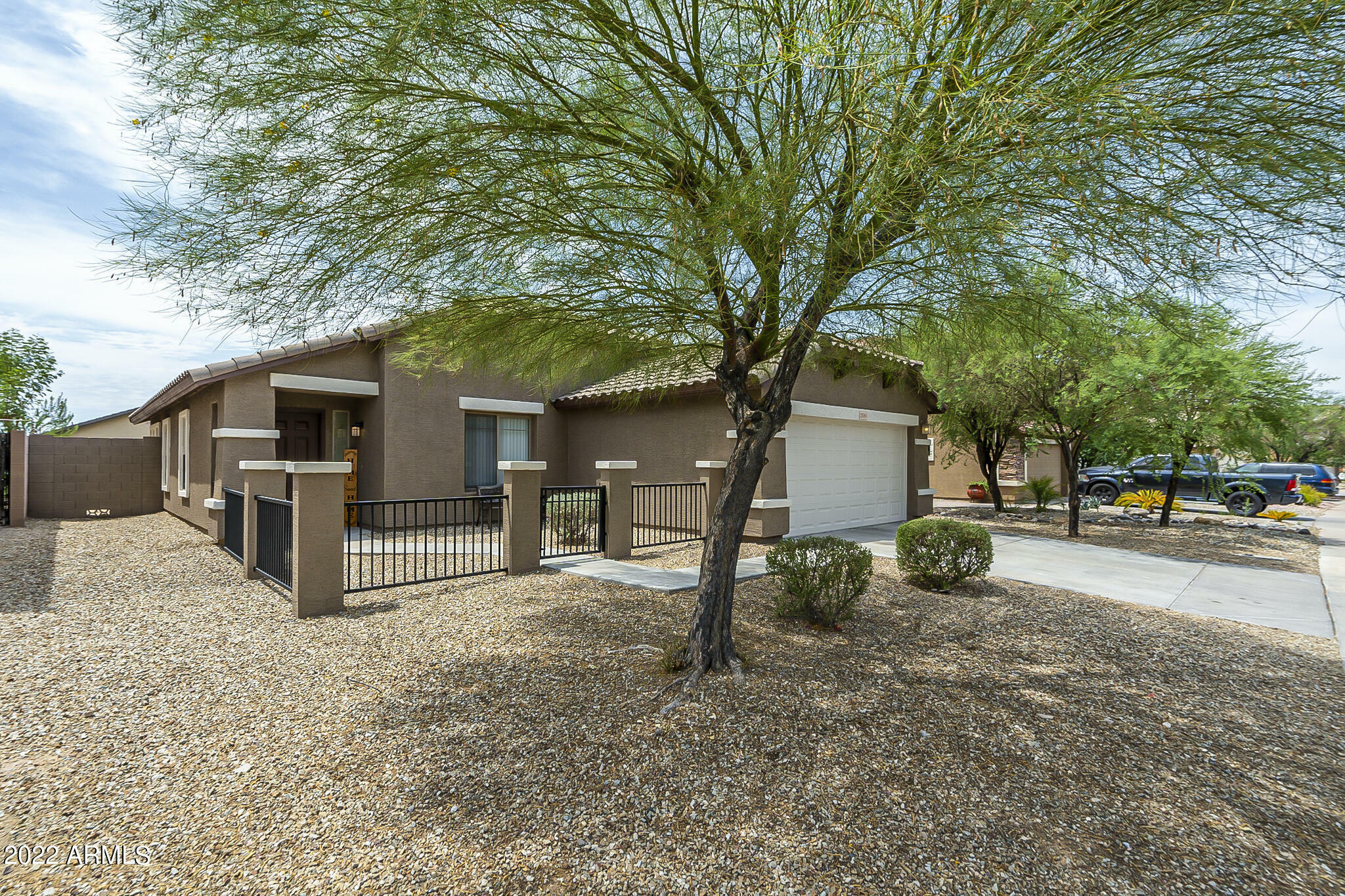 Property Photo:  25763 W Gibson Lane  AZ 85326 