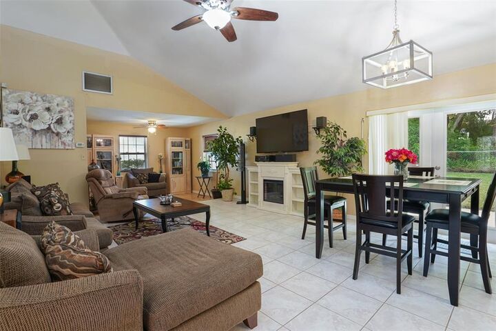 Property Photo:  254 Twelve League Circle  FL 32707 