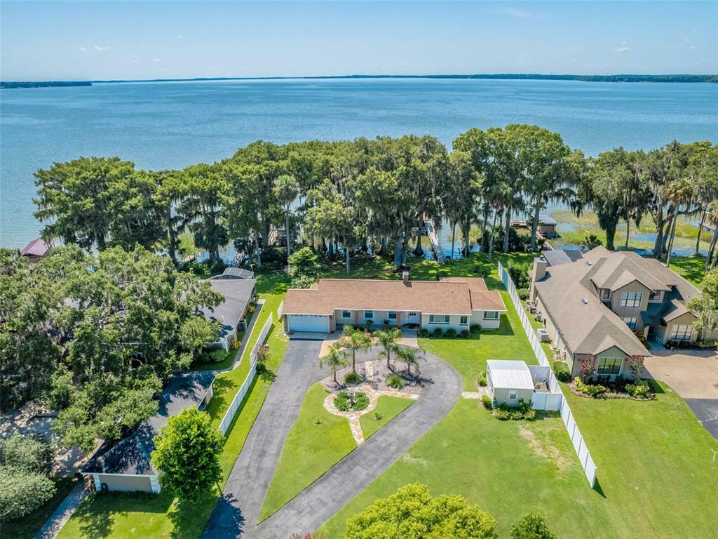 Property Photo:  1624 Loves Point Drive  FL 34748 