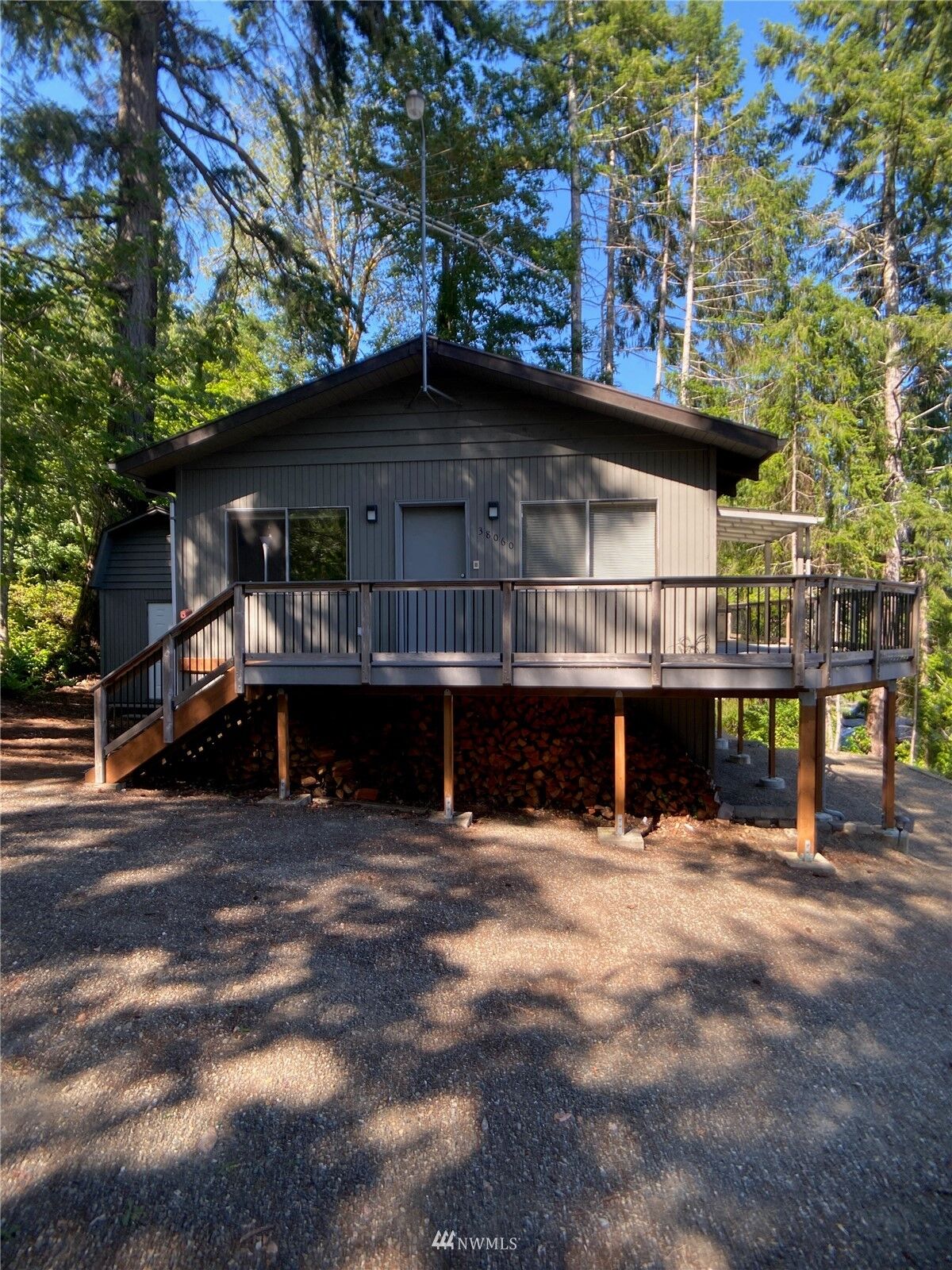 Property Photo:  38060 N US Highway 101  WA 98555 