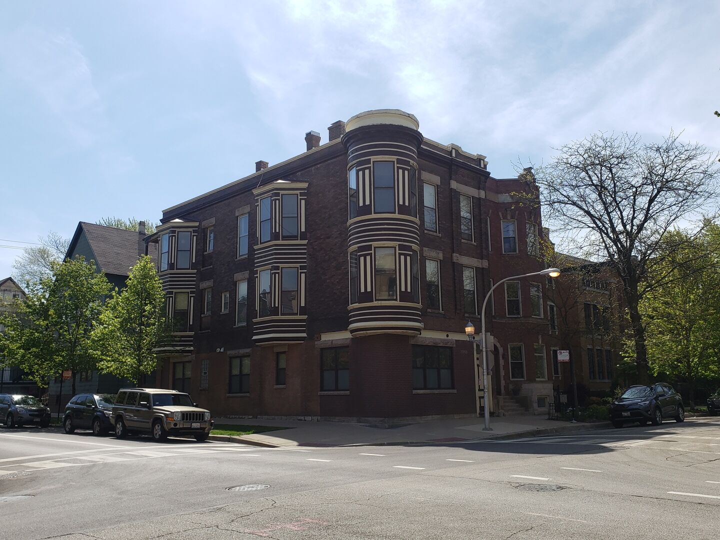 Property Photo: 3359 N Seminary Avenue 3 IL 60657
