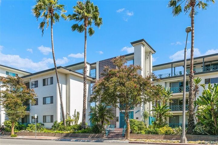 Property Photo:  1000 Cordova Street 206  CA 91106 