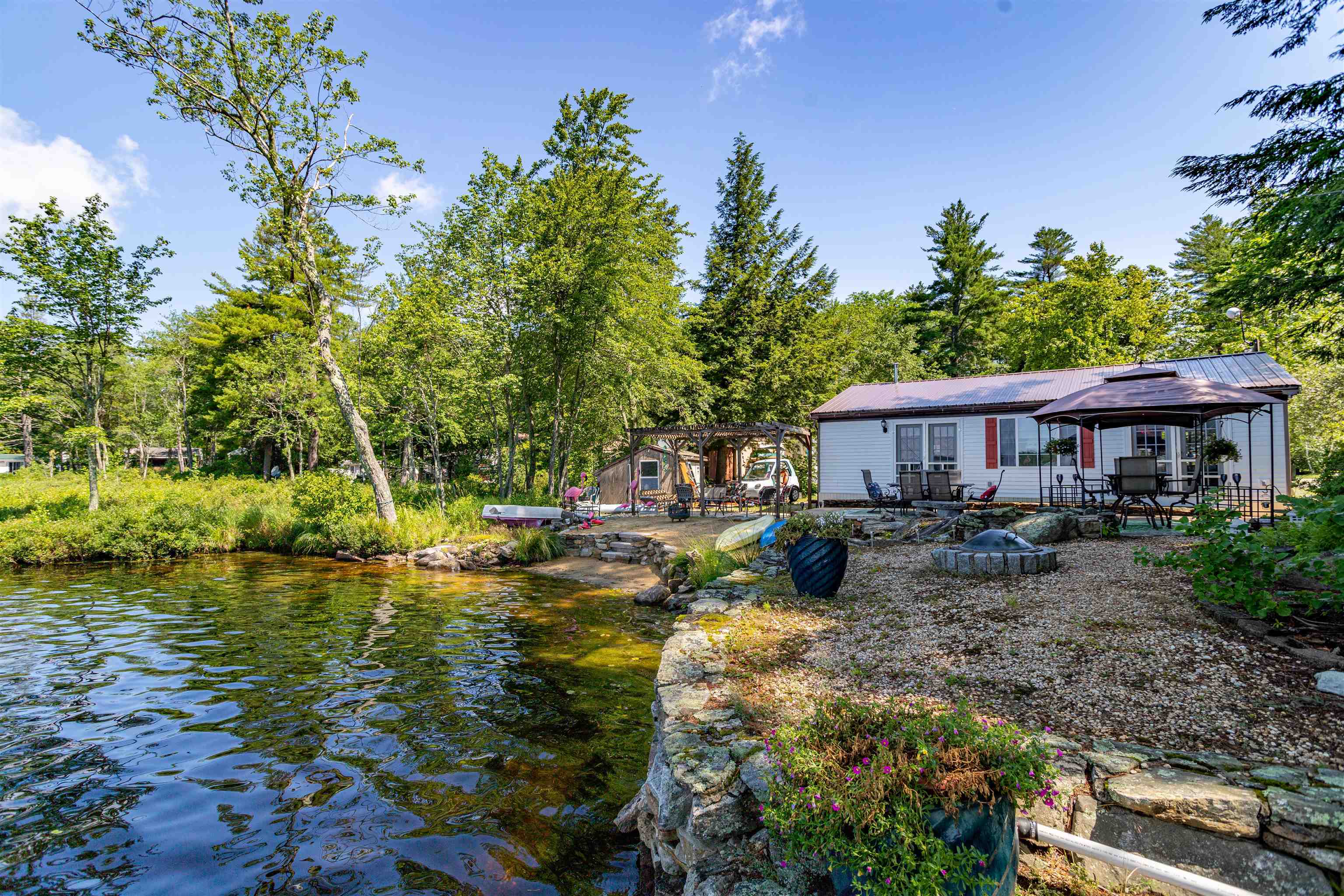 Property Photo:  158 Pine Tree Lane  NH 03447 