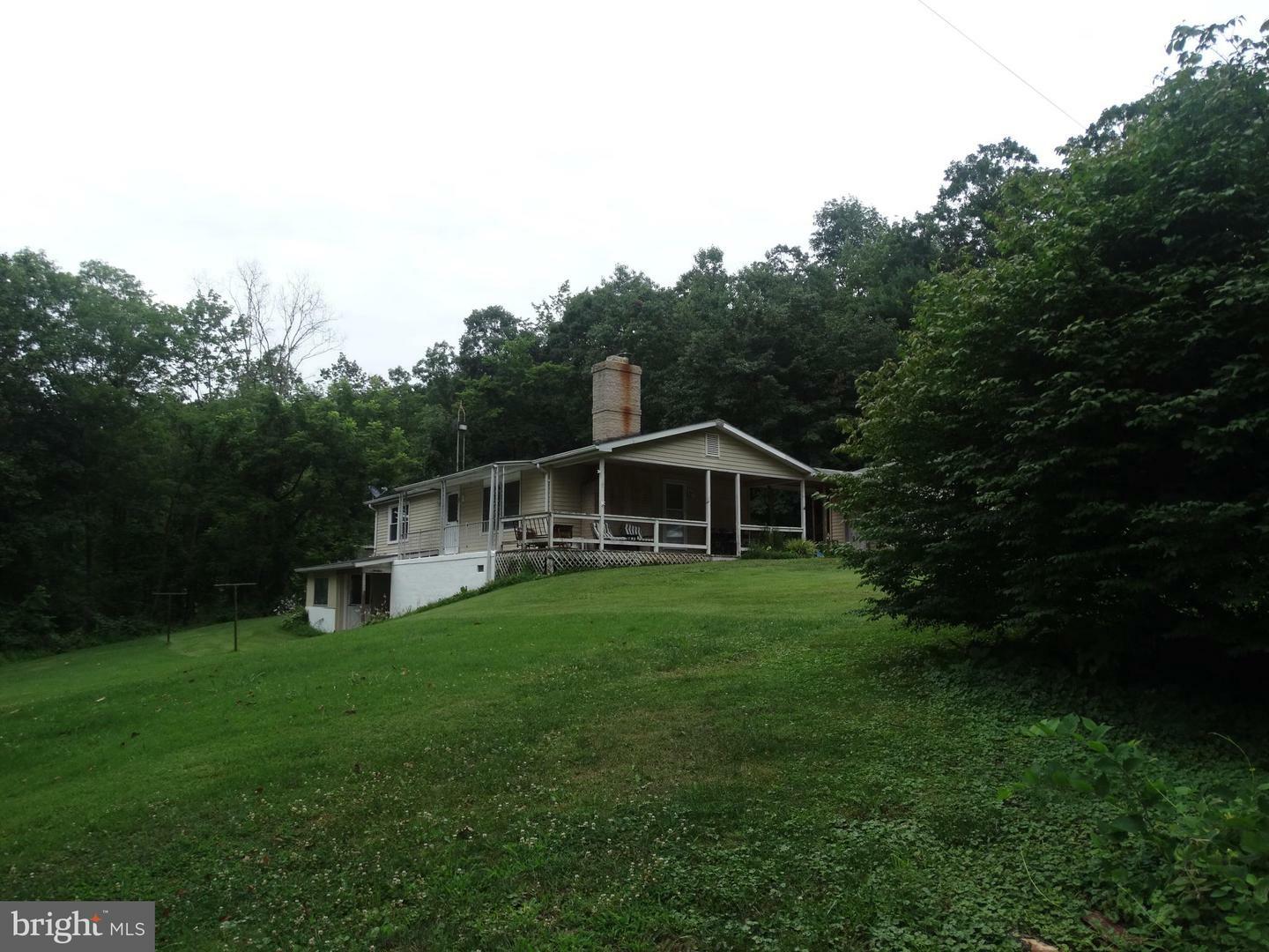 Property Photo:  785 Fischer Road  PA 17267 