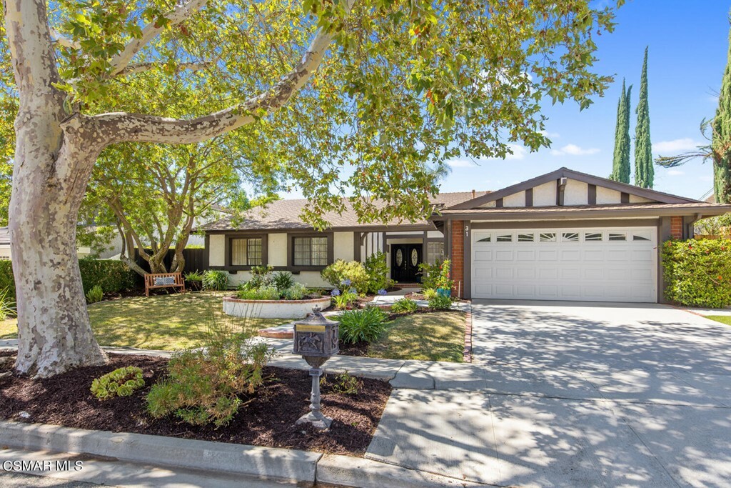 Property Photo:  31 N Basswood Avenue  CA 91377 