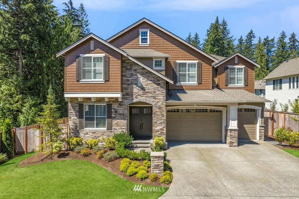 Property Photo:  26055 SE 36th Street  WA 98075 