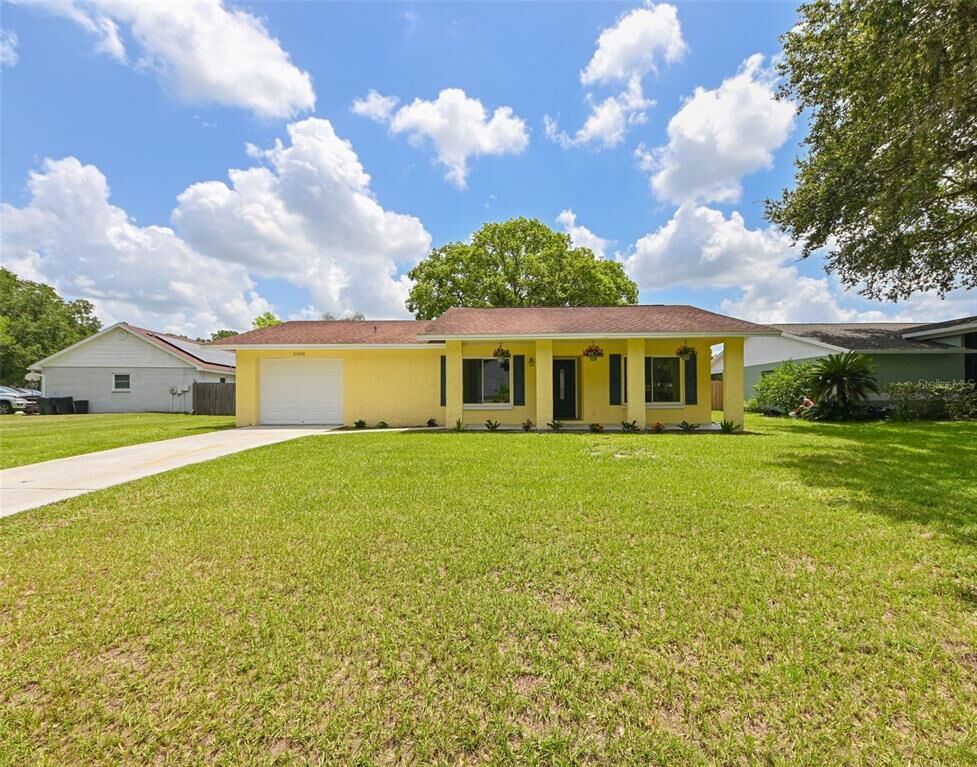 Property Photo:  2602 Shorewood Lane  FL 34639 