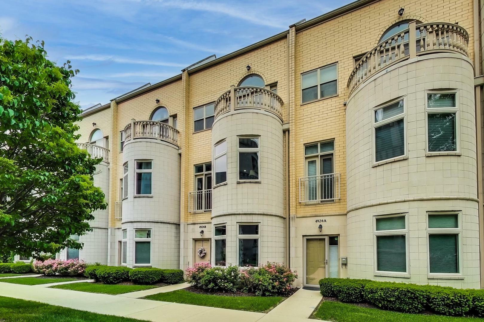 Property Photo:  4926 S Drexel Boulevard B  IL 60615 