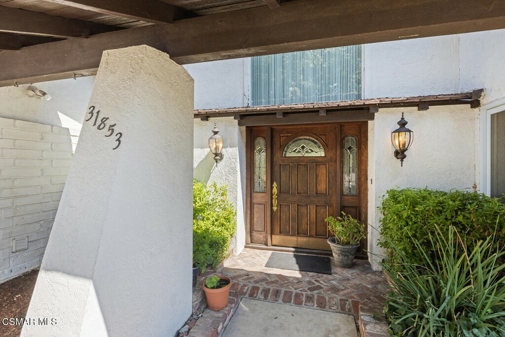 Property Photo:  31853 Village Brook Road  CA 91361 