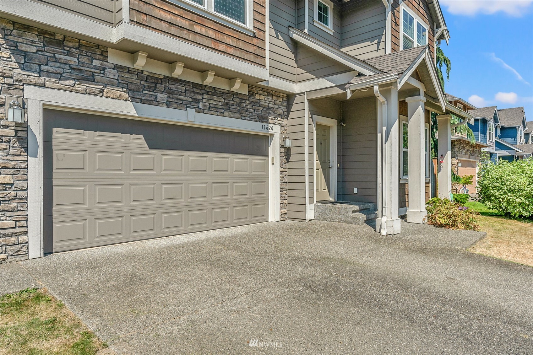 Property Photo:  11620 56th Avenue NE  WA 98271 