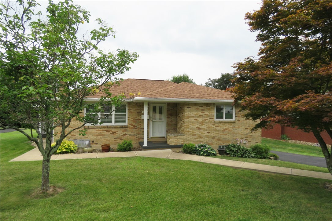 Property Photo: 10748 Bellview Drive PA 15642