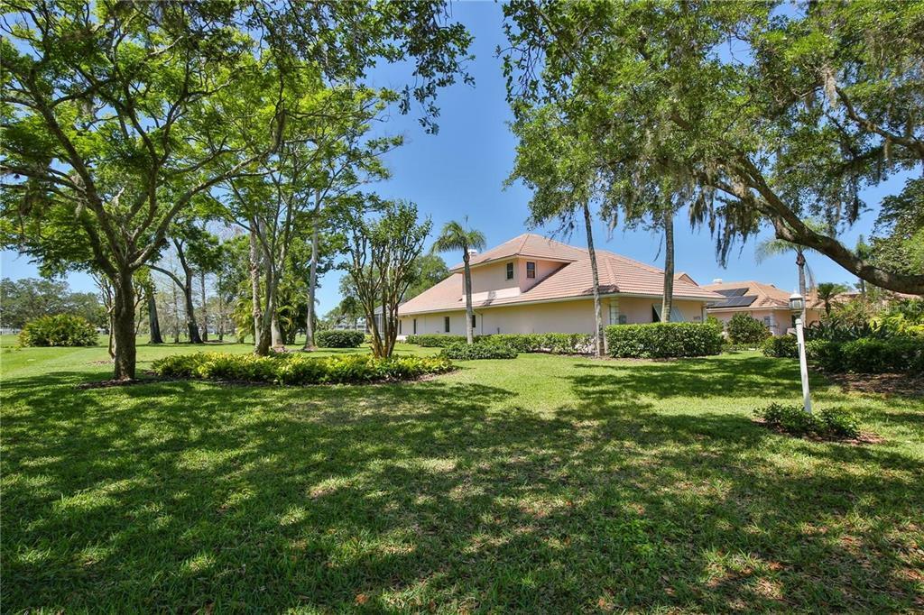 Property Photo:  5480 Golf Pointe Drive  FL 34243 