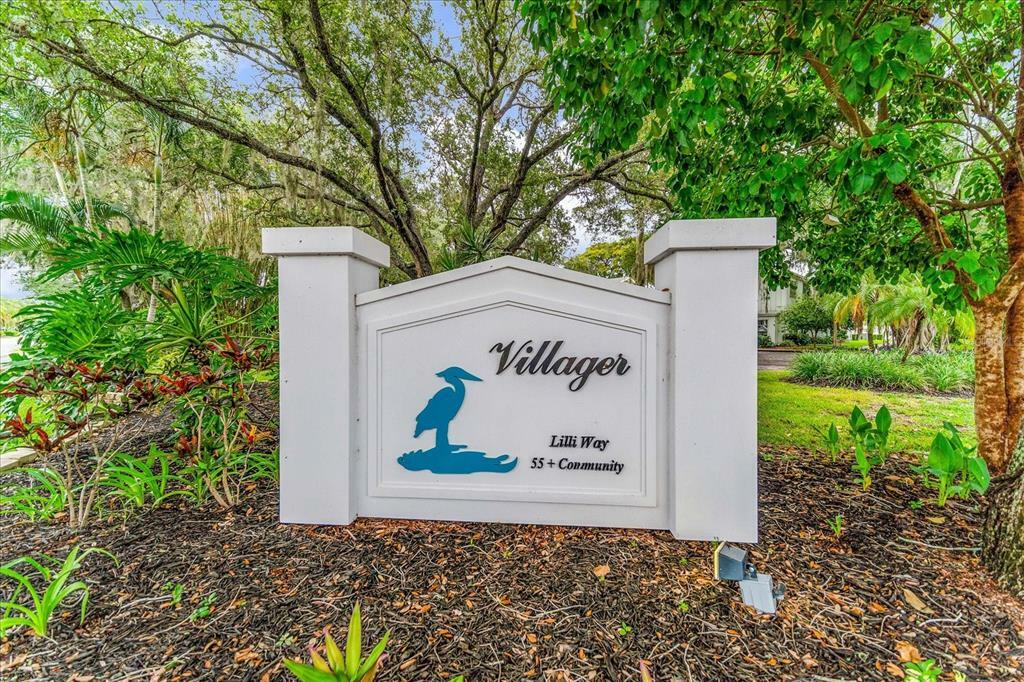 Property Photo:  6026 Lilli Way  FL 34207 