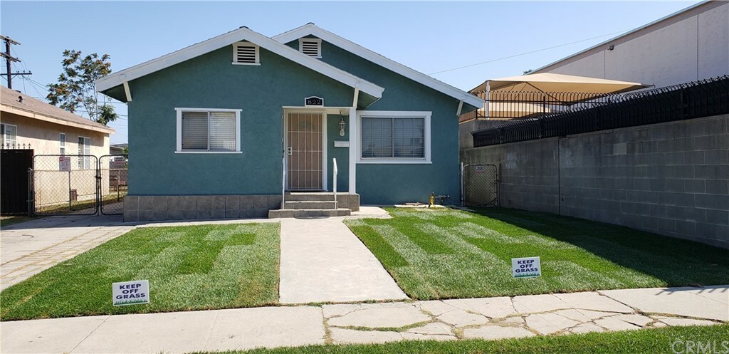 Property Photo:  822 W 99th Street  CA 90044 