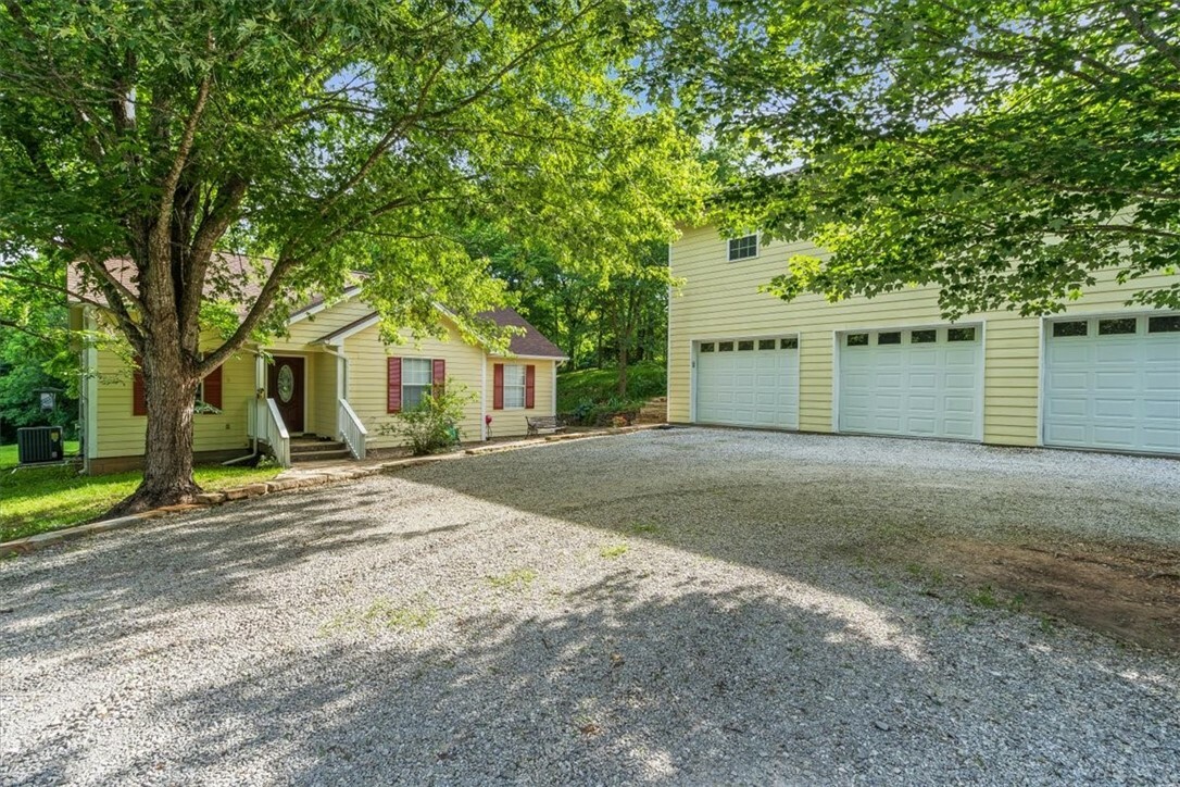 Property Photo:  19360 Ford Road  AR 72732 