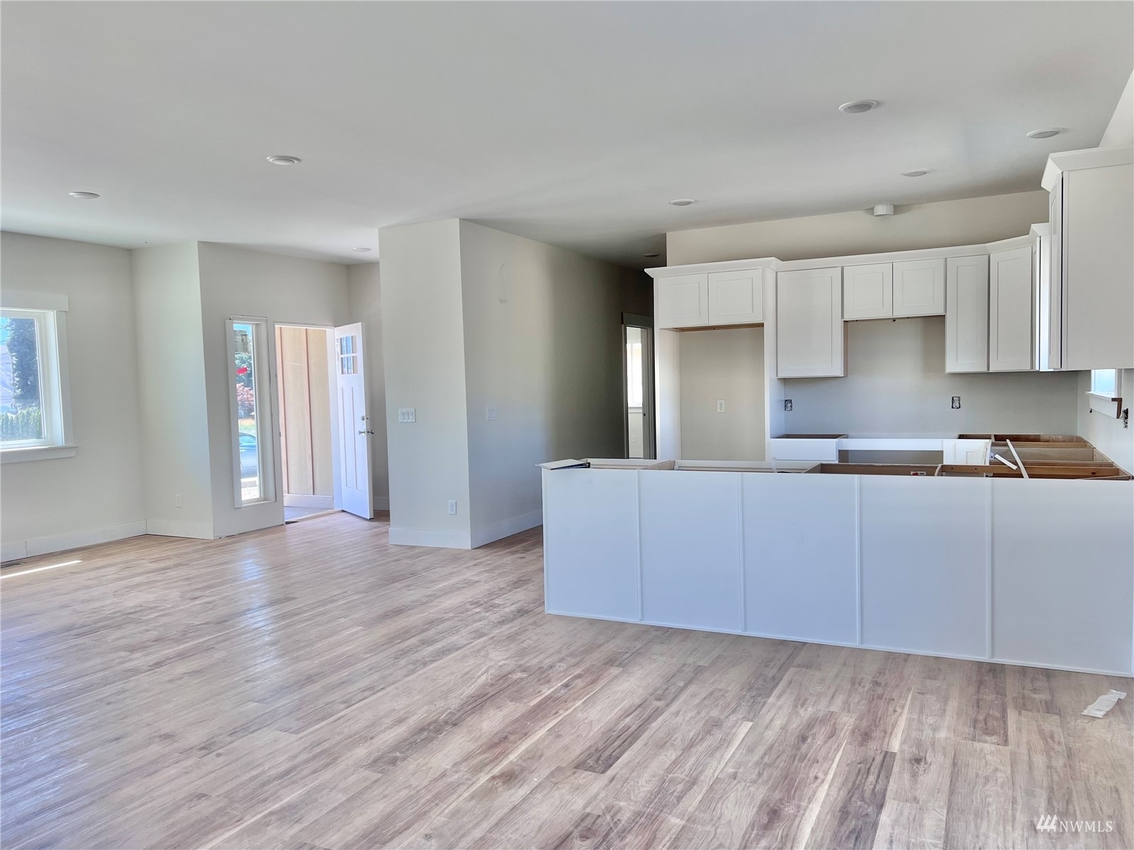 Property Photo: 2545 1st Street SE WA 98802